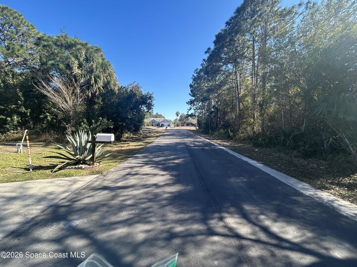 Property Photo:  2683 Raven Avenue SE  FL 32909 