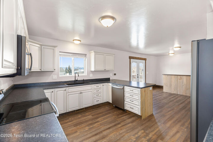 Property Photo:  242 Holly Dr  WY 83127 