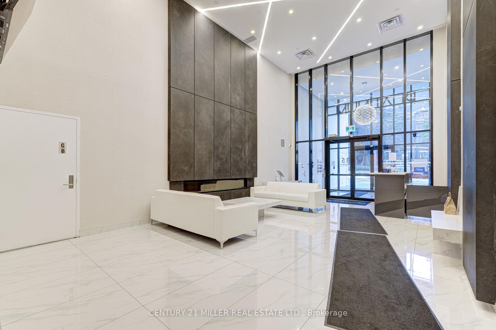 Property Photo:  15 Queen Street S 1009  ON L8P 0C6 