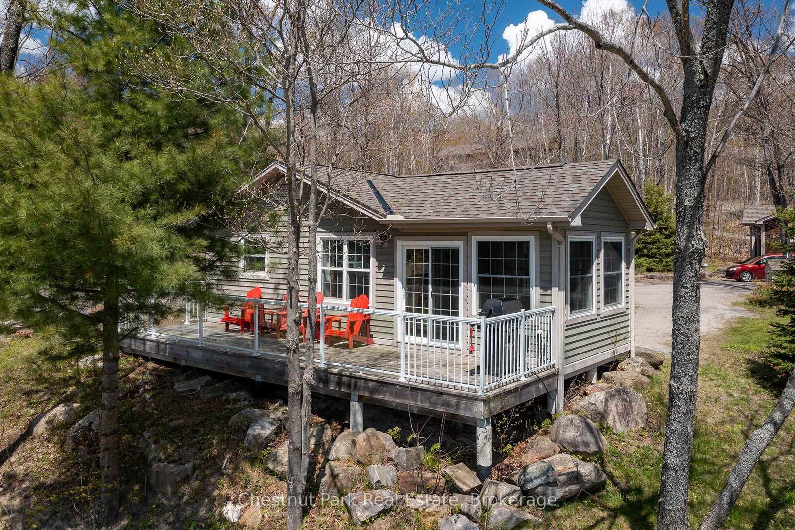 Property Photo: 1052 Rat Bay Road 112-8 ON P1H 2J6