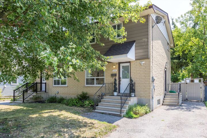 Property Photo: 819 Cameron Street ON K9J 4A2