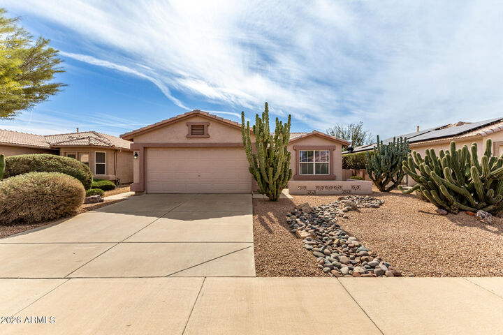 Property Photo: 1435 E Augusta Avenue AZ 85249