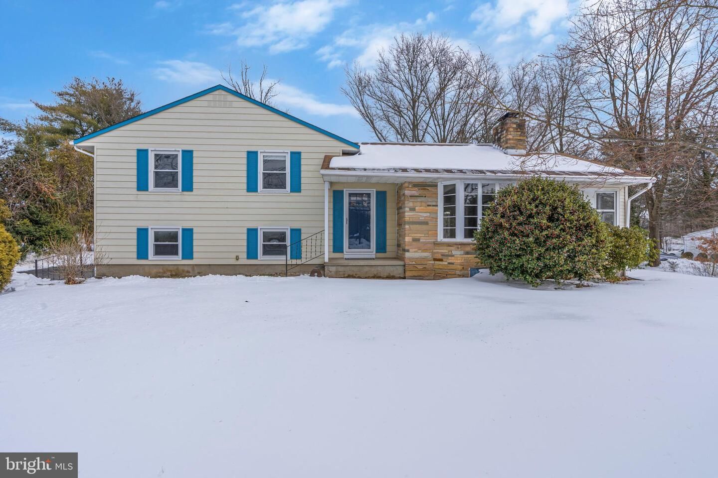 Property Photo:  94 Franklin Corner Road  NJ 08648 