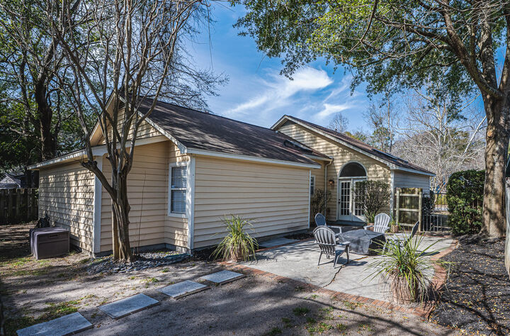Property Photo:  1258 Llewellyn Road  SC 29464 