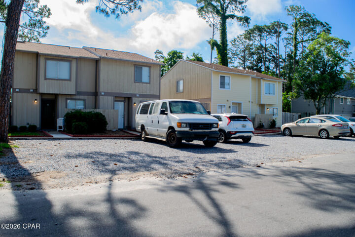Property Photo:  2605 Redwood Street  FL 32408 