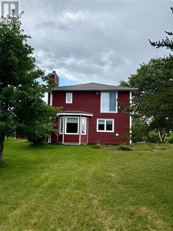 15 Squires Road — photo 1