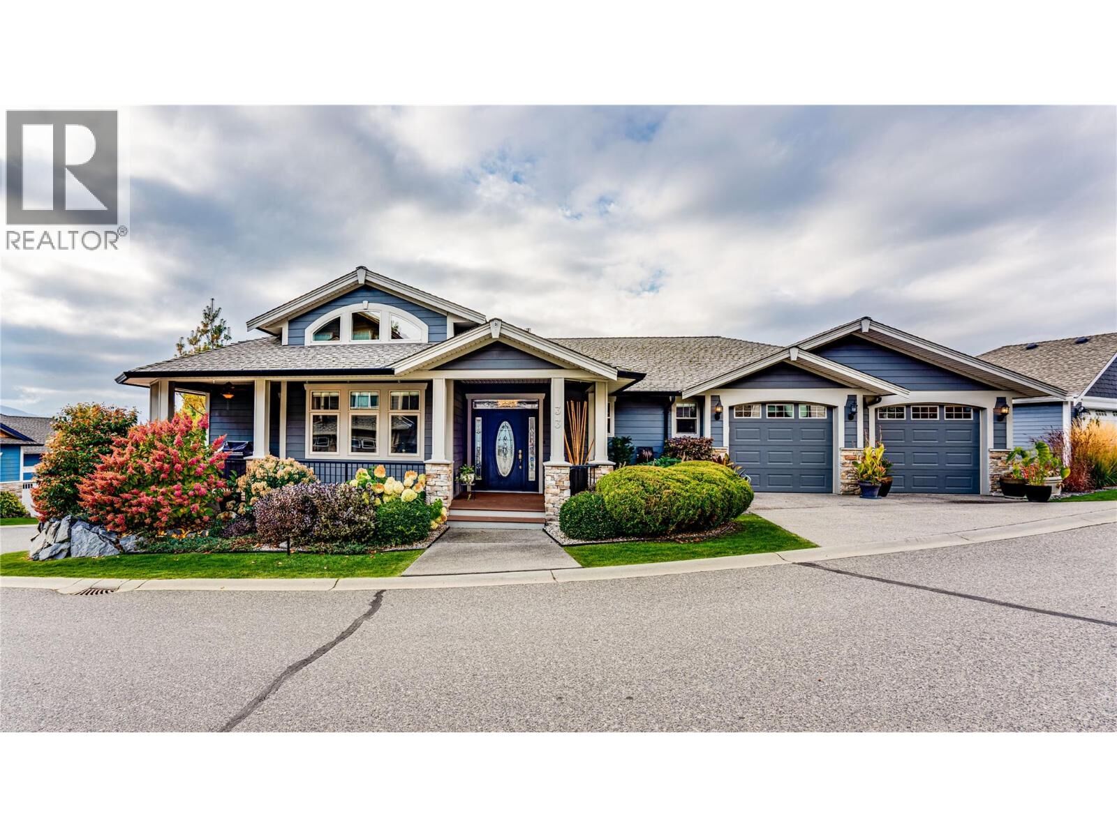 Property Photo: 2990 20 Street Northeast 33 BC V1E 3M4