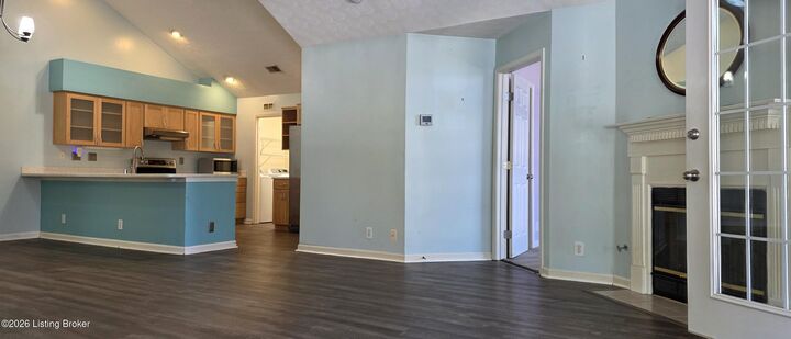 Property Photo:  8039 Saint Andrews Village Dr  KY 40241 