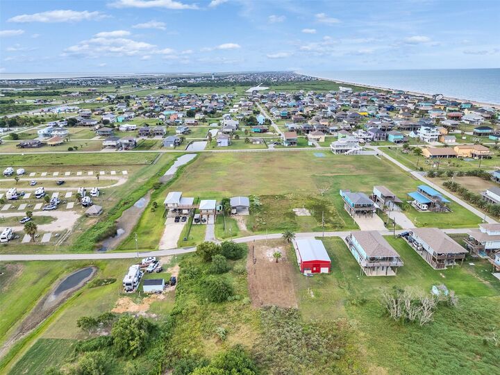 Property Photo:  969 Sea Spray Drive  TX 77650 