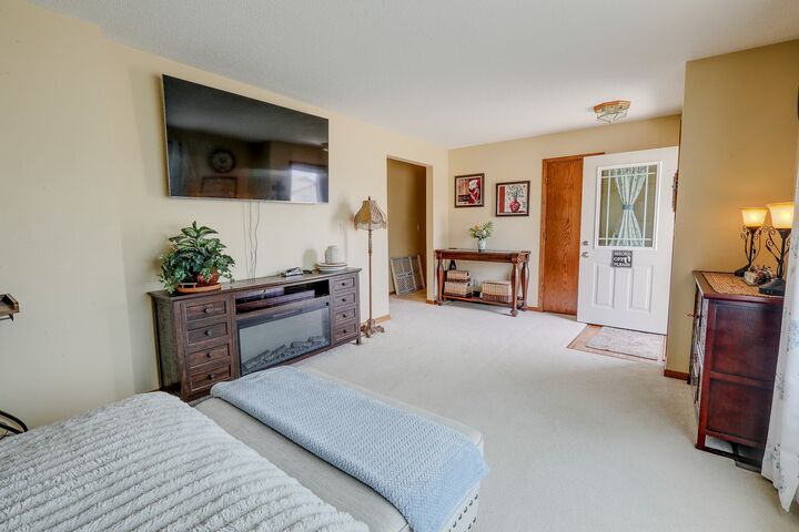 Property Photo:  1115 E 7th Street  IA 50219 