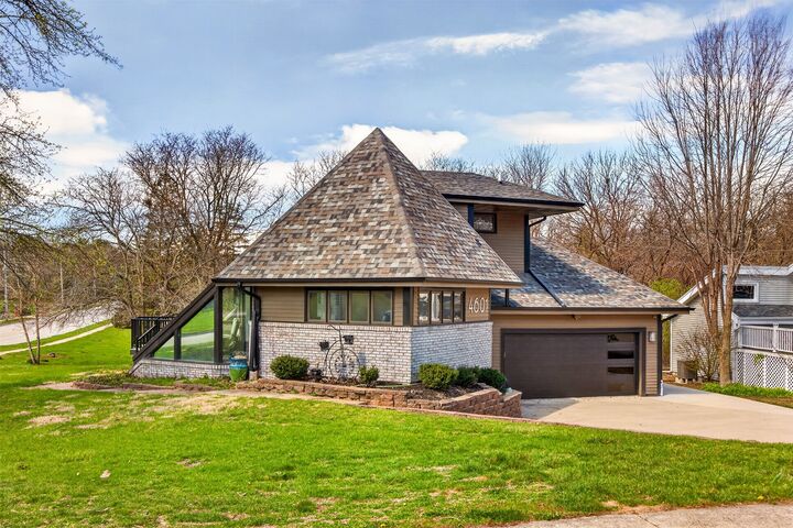 Property Photo: 4601 Ashworth Road IA 50265