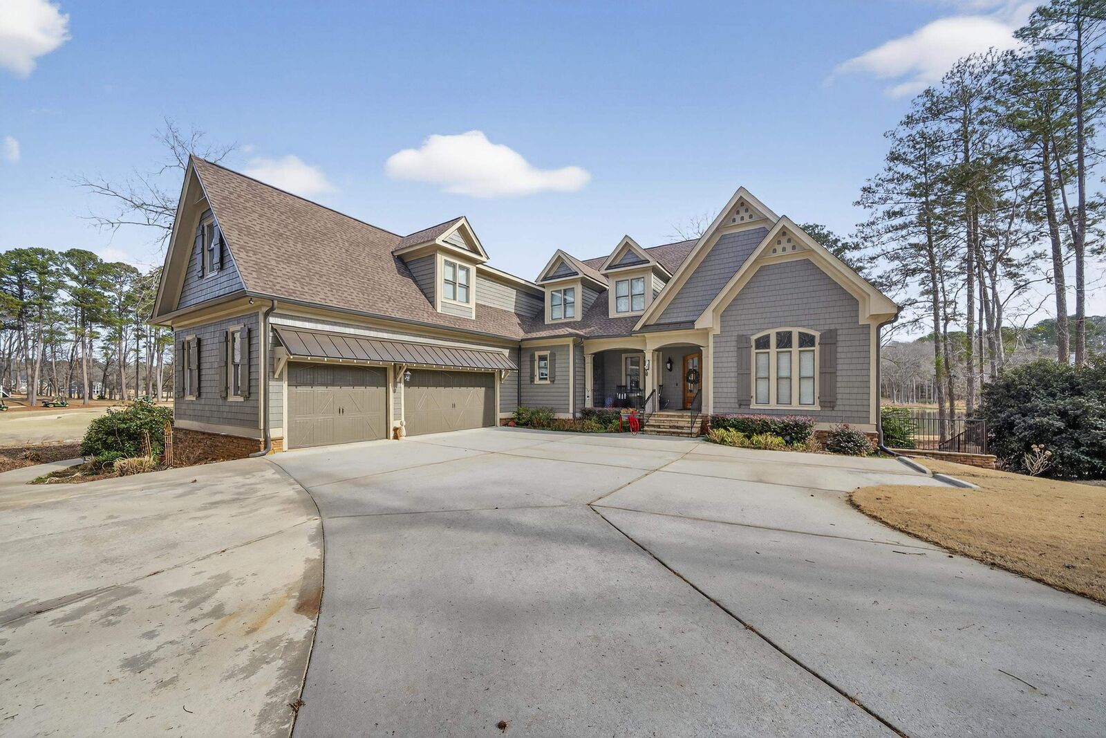 Property Photo:  1060 Turnberry Circle  GA 30642 