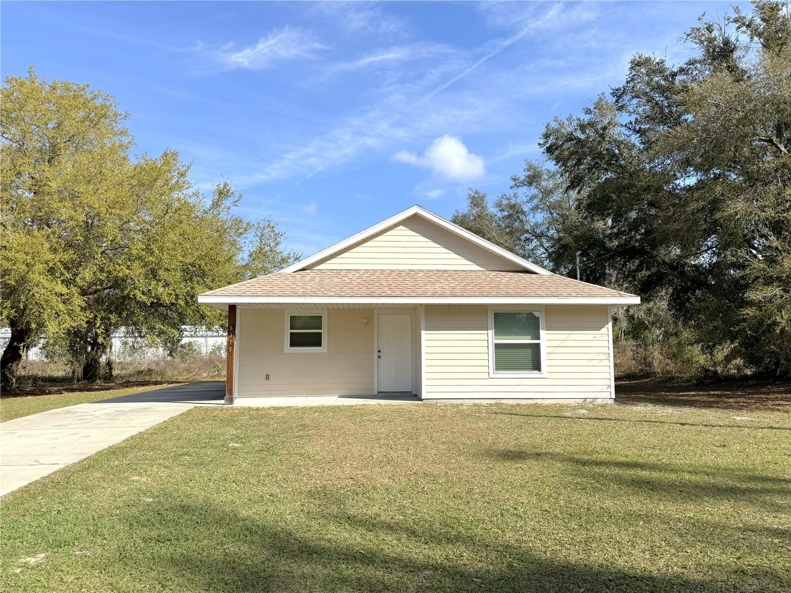 Property Photo: 8315 Rosko Court FL 34436