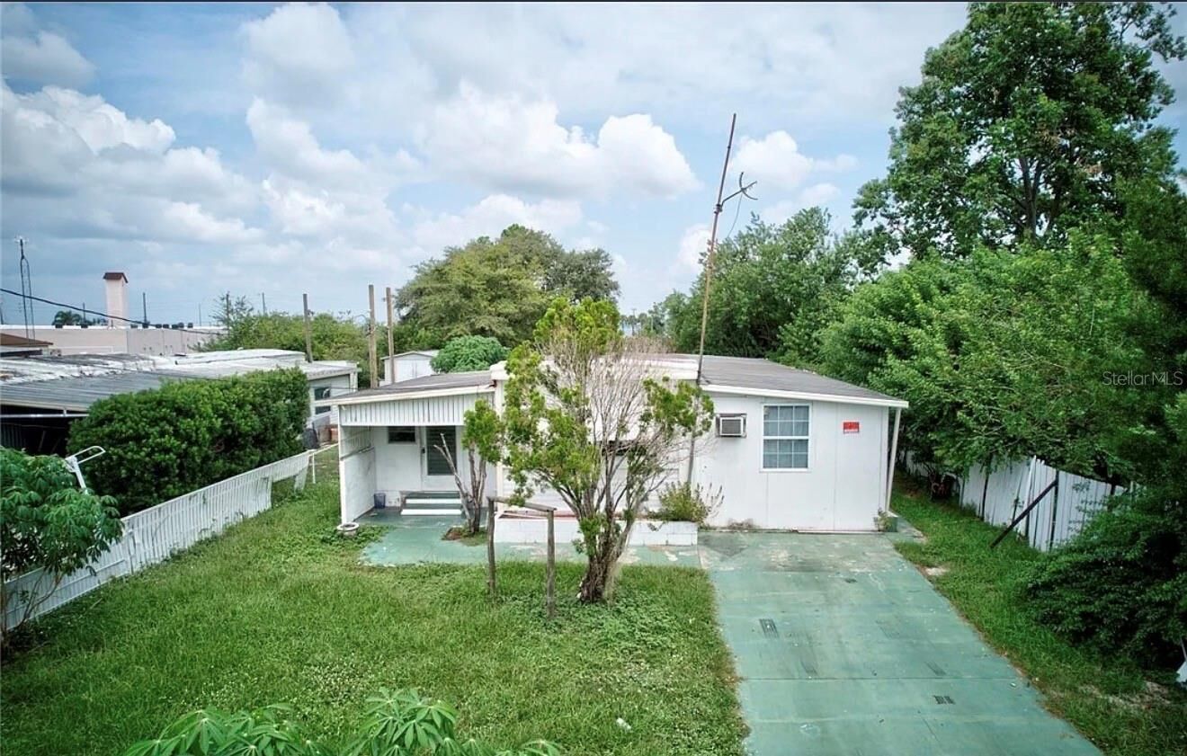 Property Photo: 1750 Kent Drive FL 33870
