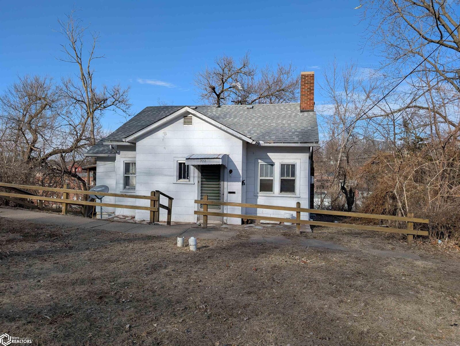 Property Photo:  722 Market Street  IA 52601 