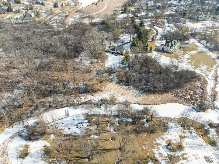 Property Photo:  23 Old Barrington Court  IL 60010 