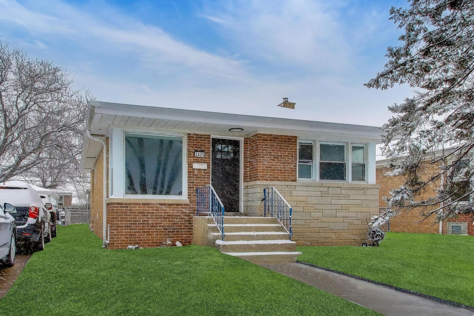 Property Photo:  2431 Ernst Street  IL 60131 