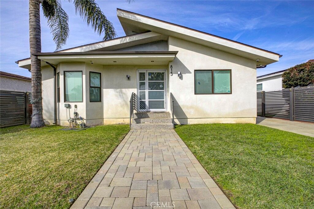 Property Photo:  813 S Spruce Street  CA 90640 