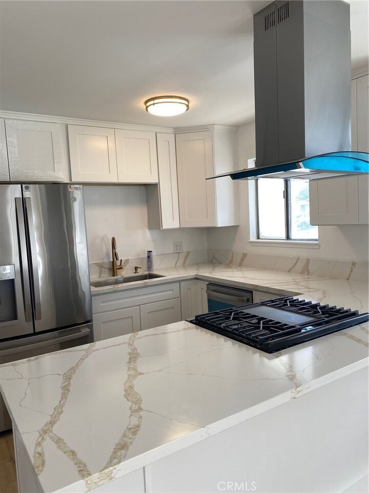 Property Photo:  268 Camino Lobo  CA 93446 