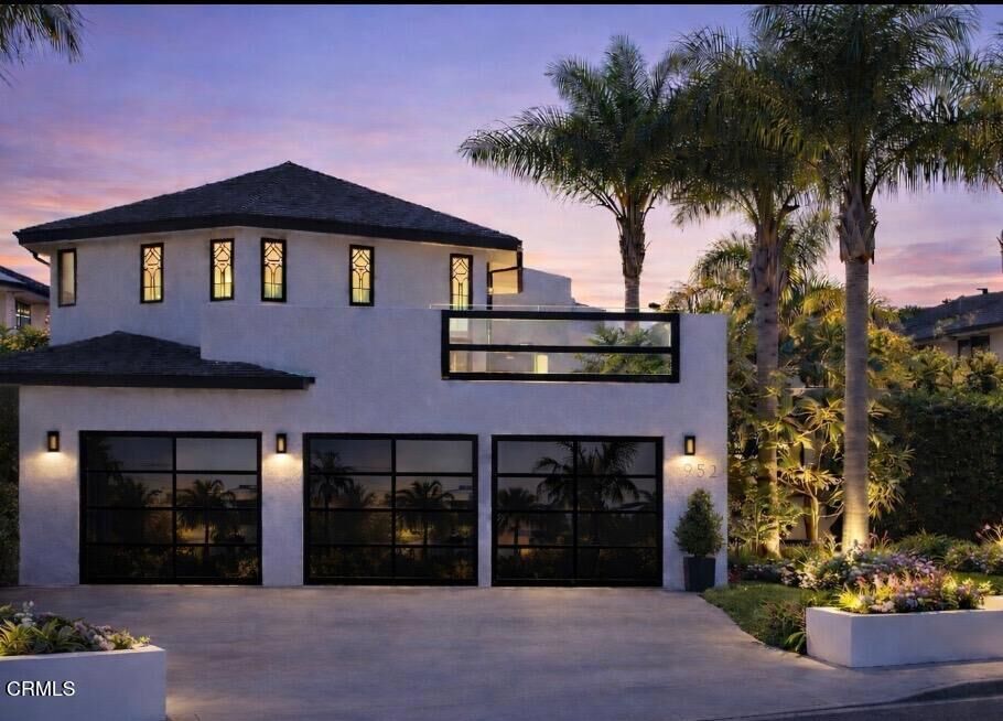 Property Photo: 952 Peninsula Street CA 93001