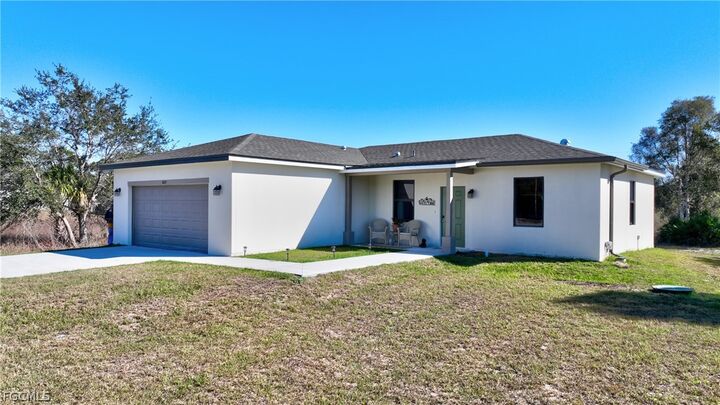 Property Photo:  809 Bell Boulevard S  FL 33974 