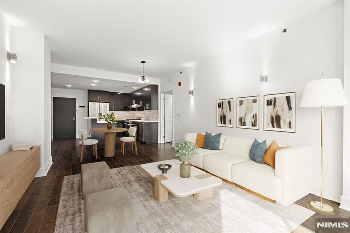 Property Photo:  1100 Maxwell Lane 422  NJ 07030 