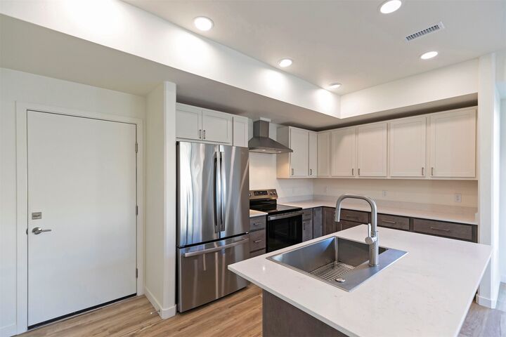 Property Photo:  1120 Charlo Street 102  MT 59802 