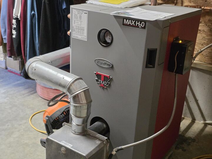 Property Photo:  414 Charlestown Road  NH 03601 