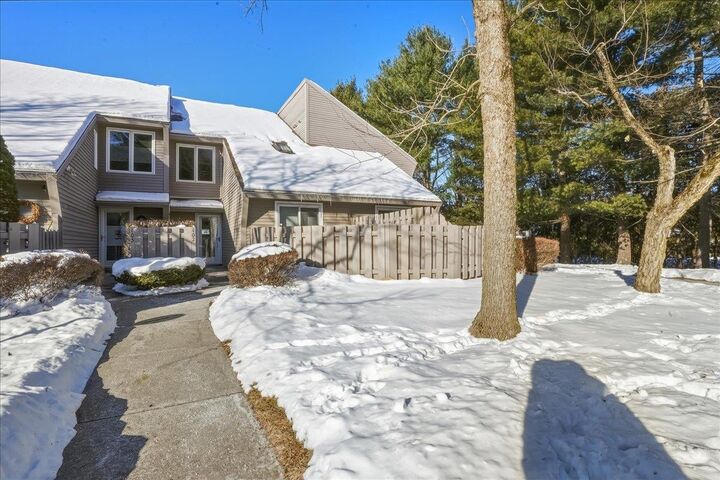 Property Photo:  102 South Beach Road  VT 05403 