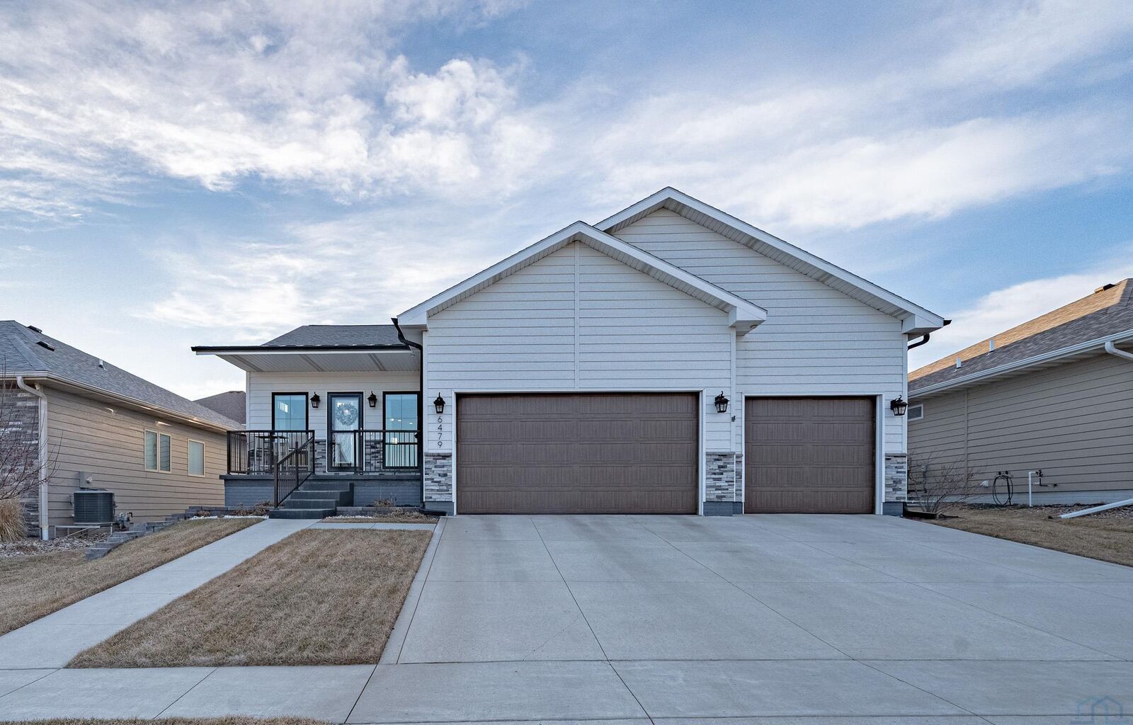 Property Photo:  6479 Mickelson St  IA 51106 