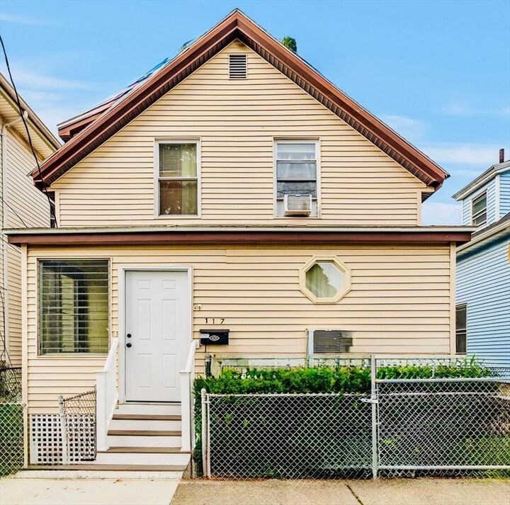 Property Photo:  117 South Street  MA 01905 