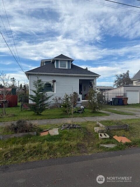 Property Photo: 1226 S State Street WA 98405