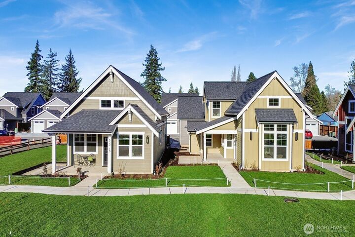 Property Photo: 530 E Sunset Drive 12 WA 98225