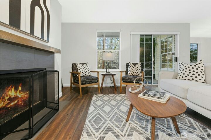 Property Photo:  580  Front Street S C114  WA 98027 