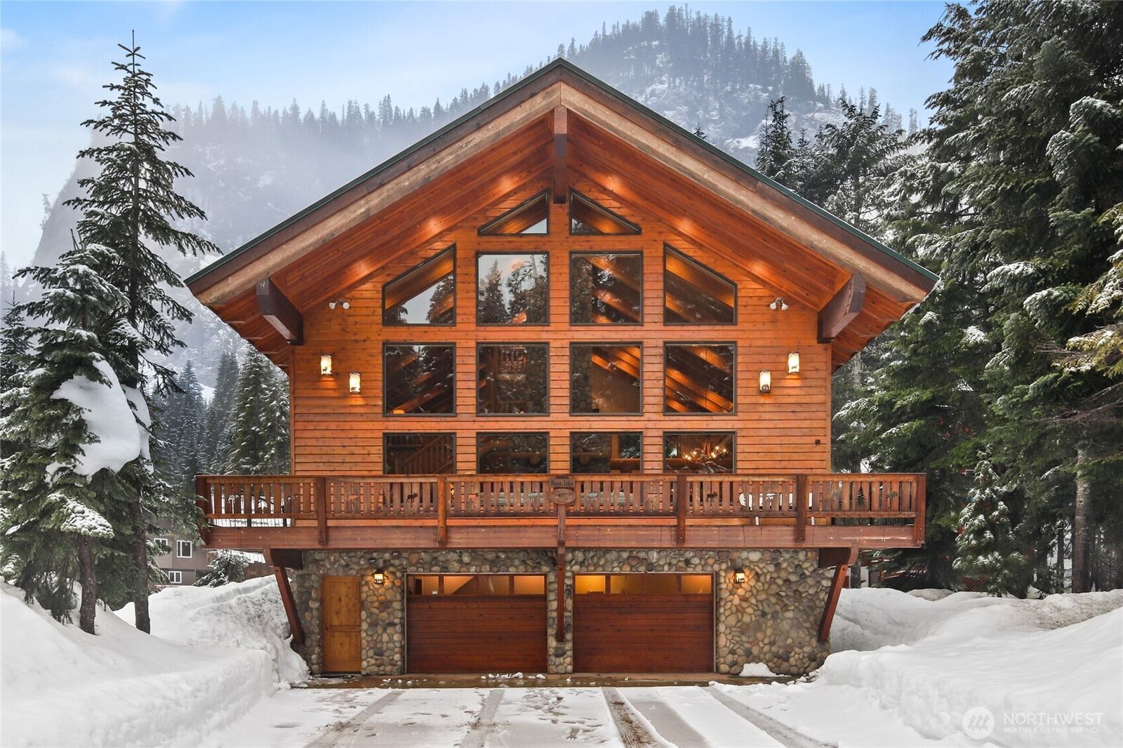Property Photo:  27  Alpental Strasse  WA 98068 
