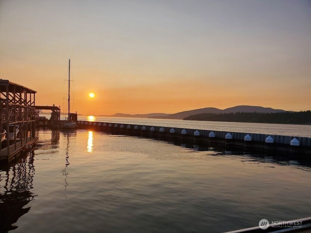 Property Photo:  1600  5th Street C-100  WA 98221 