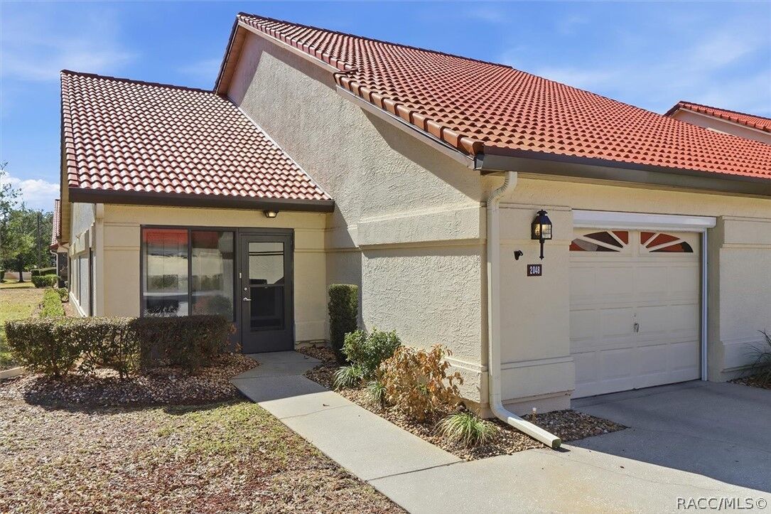 Property Photo:  2048 Forest Drive  FL 34453 