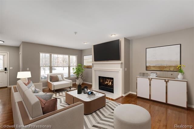 Property Photo:  1439 S Main Street  MI 48067 