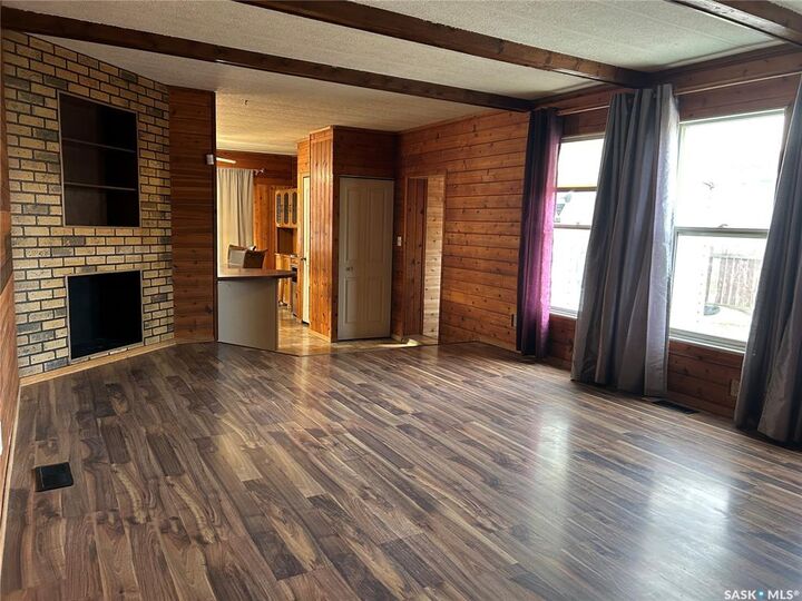 Property Photo:  18 Royal Heights  SK S4A 2T9 