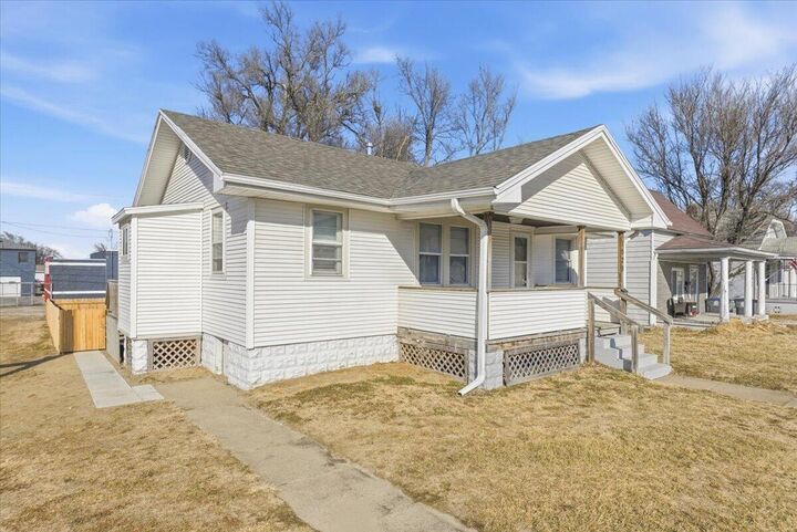Property Photo:  1528 Avenue B  IA 51501 