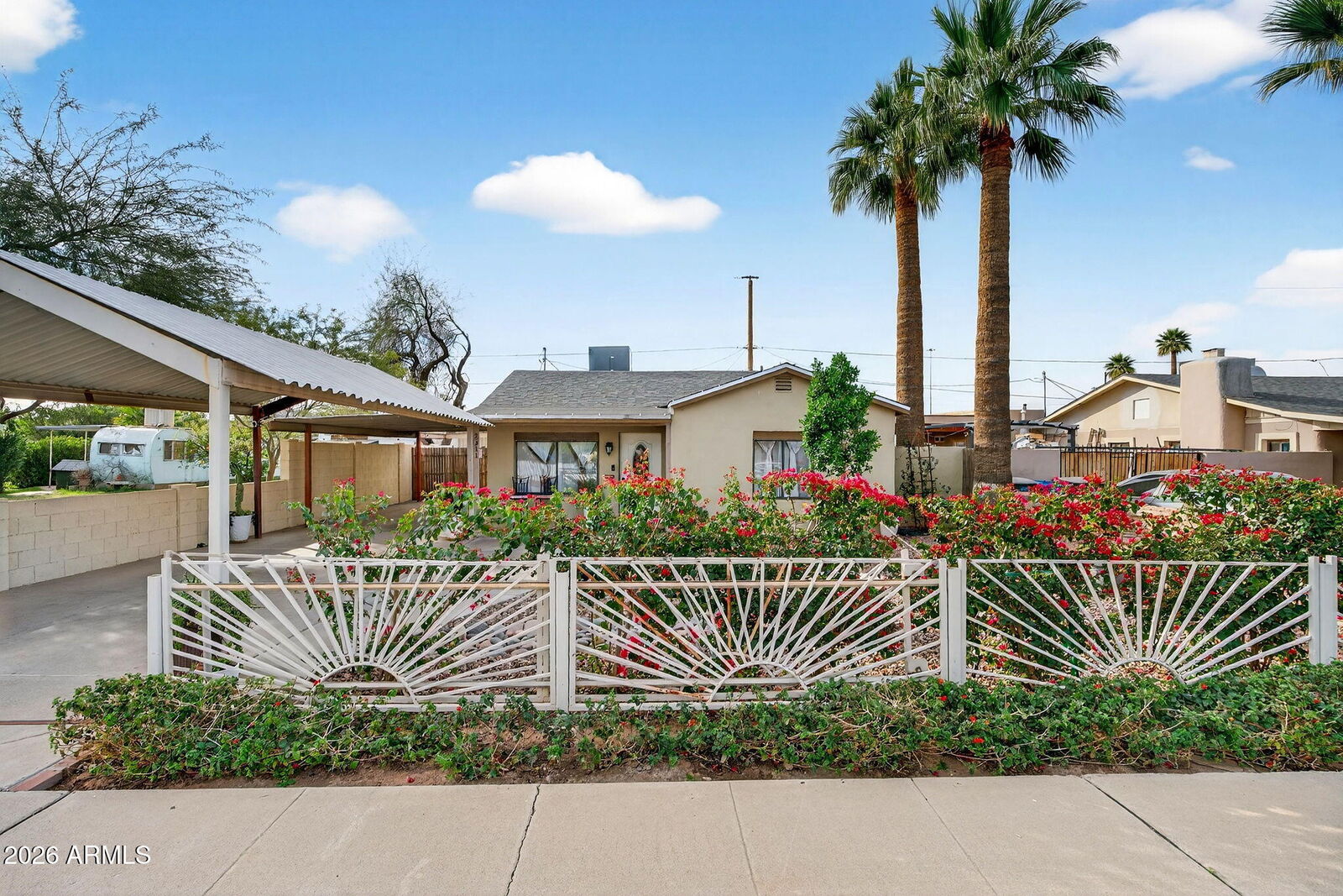 Property Photo:  2311 E Willetta Street  AZ 85006 