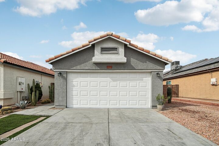 Property Photo:  21424 N 30th Avenue  AZ 85027 