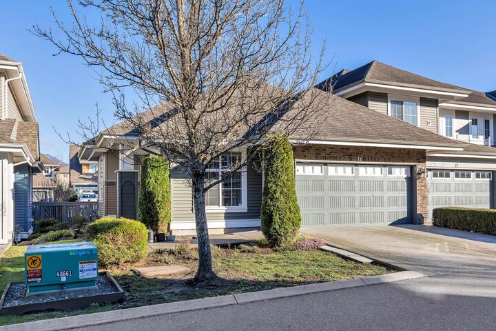 5469 Chinook Street 16 — photo 1