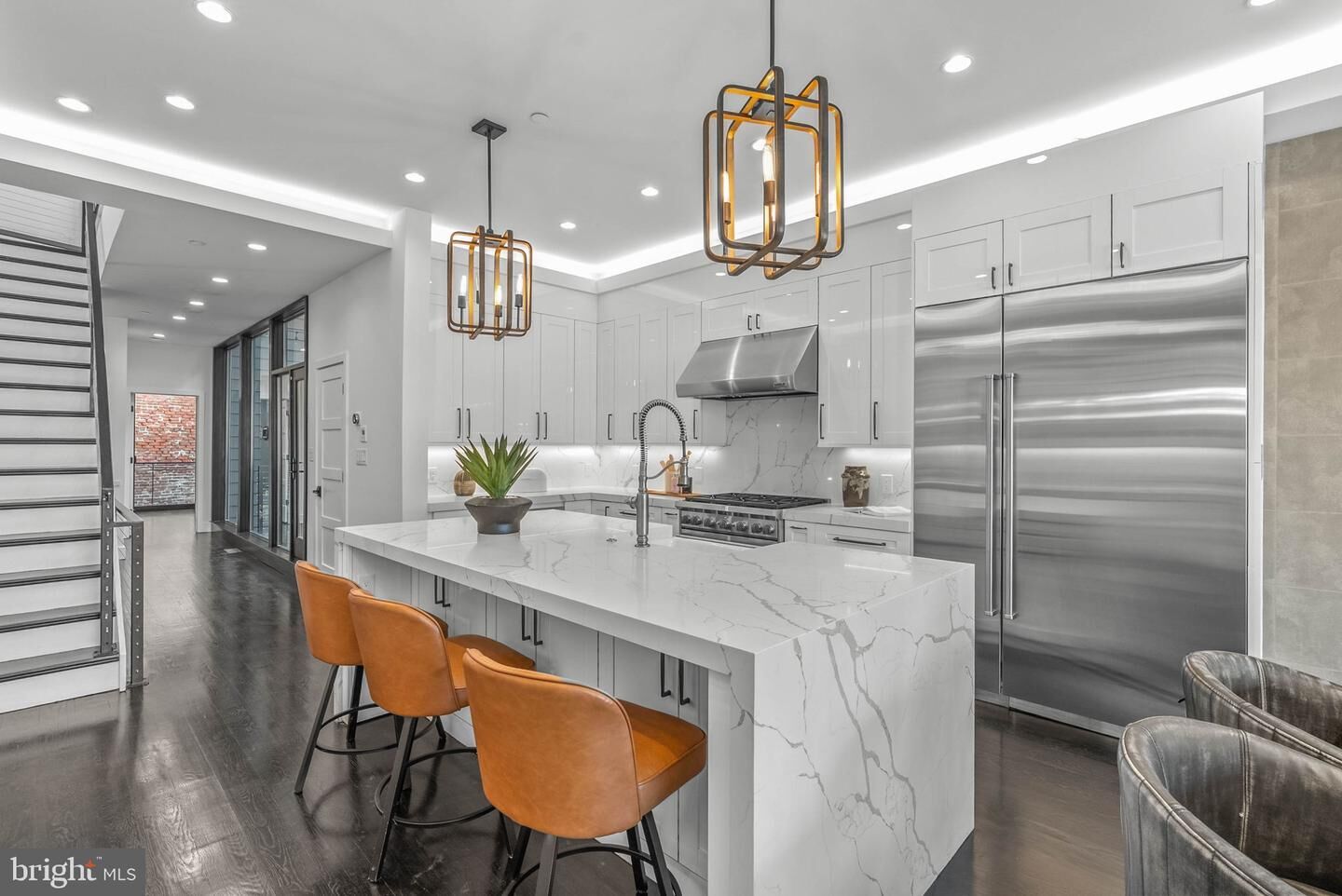 Property Photo:  722 N 3rd Street  PA 19123 