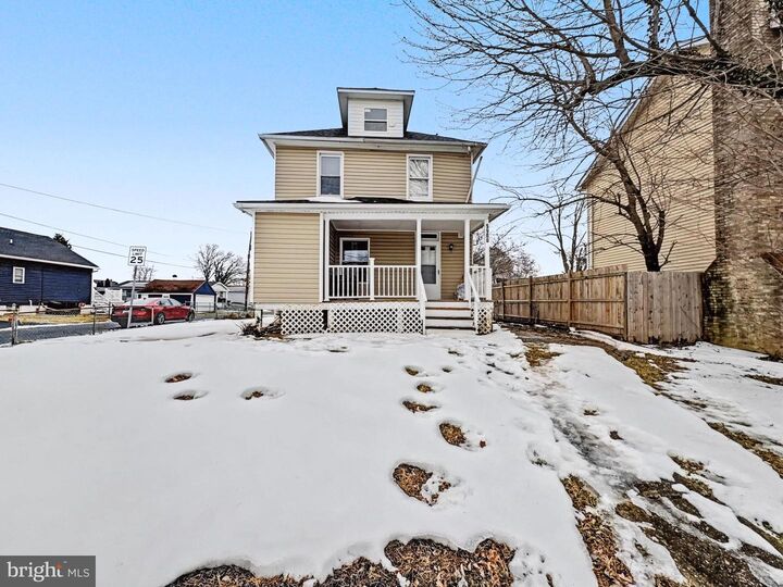 Property Photo: 5900 Hamilton Avenue MD 21237