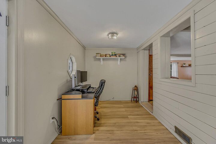 Property Photo:  406 Reyburn Road  PA 18655 