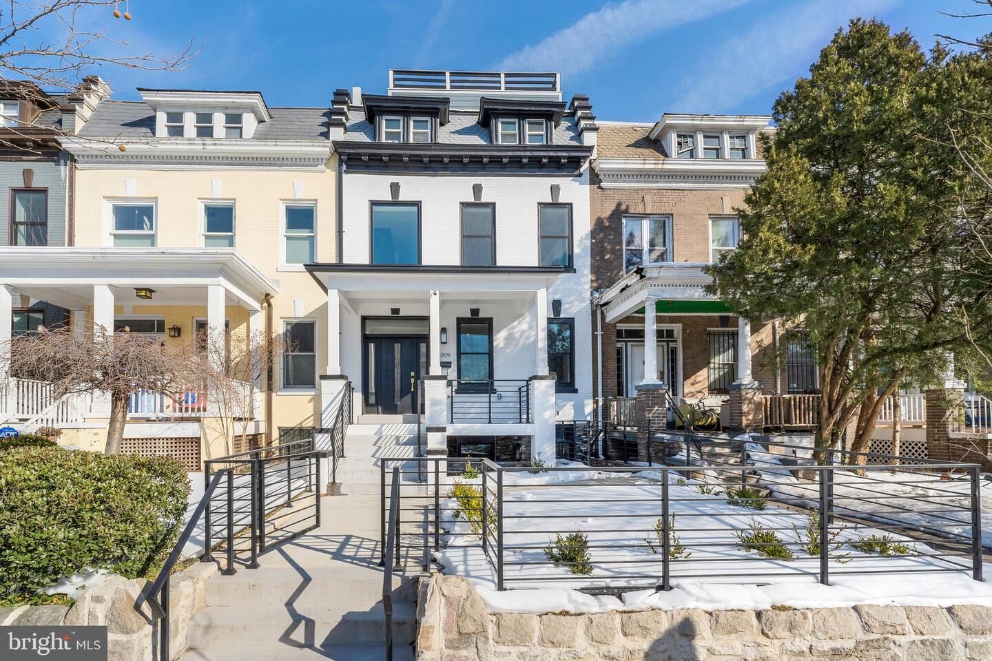 Property Photo:  3009 13th Street NW 1  DC 20009 