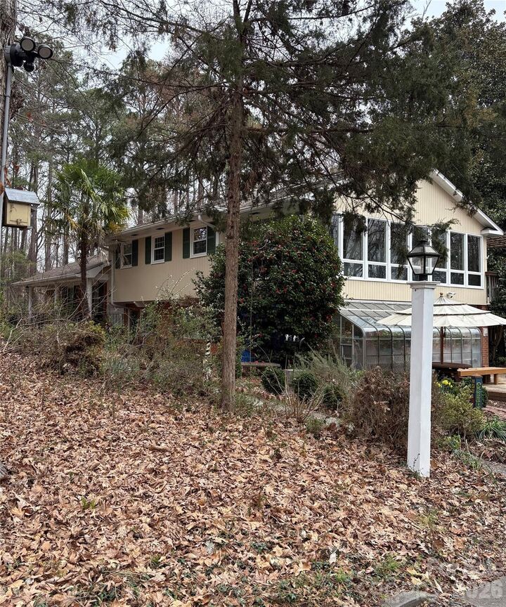 Property Photo:  803 Elizabeth Lane  NC 28105 