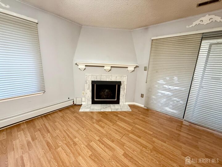 Property Photo:  1 Carriage Place  NJ 08820 