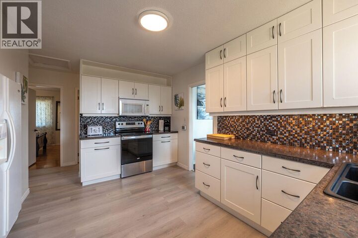 Property Photo: 168 Lower Bench Road BC V2A 1A8